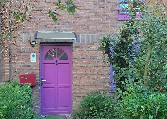 Du Canal 게스트하우스 *