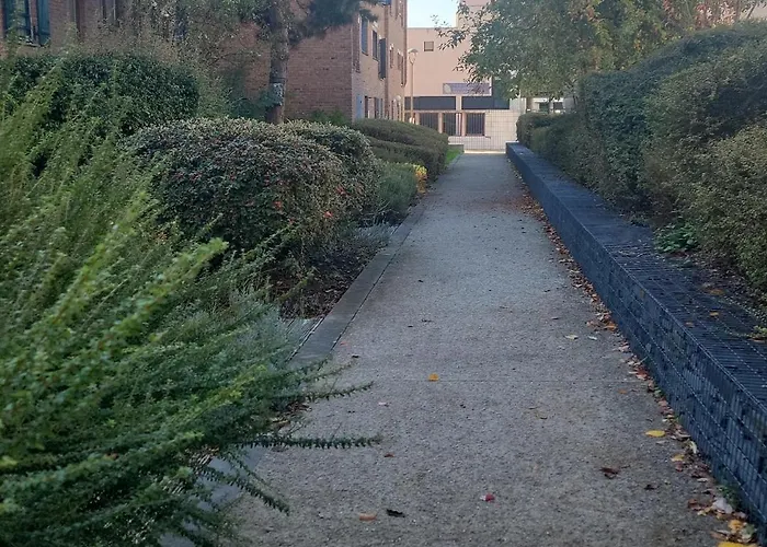 Du Canal 게스트하우스